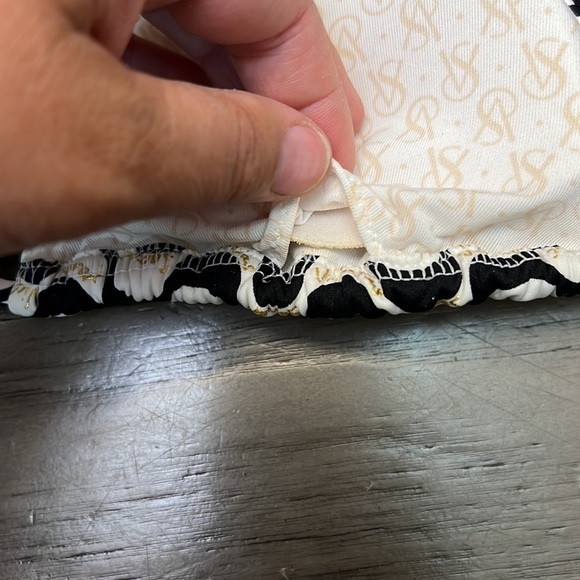 VICTORIA’S SECRET BLACK WHITE GOLD BIKINI SMALL - Picture 7 of 15